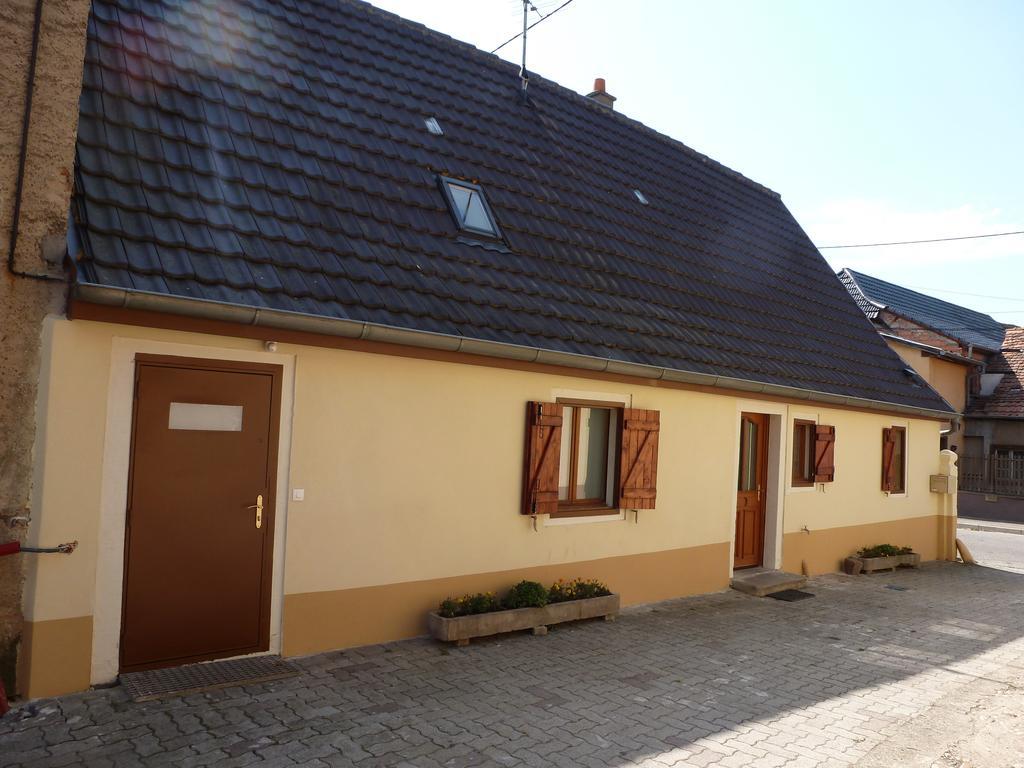 Azede Leilighet Niederhergheim Rom bilde